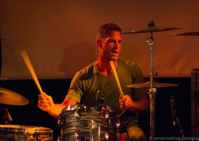 Tay/son. Slave to Gravity Album Release. Parterre Basel 2014. Auf dem Foto: Tomahawk (Drums)